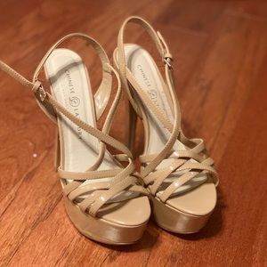 Chinese Laundry Tippy Tops